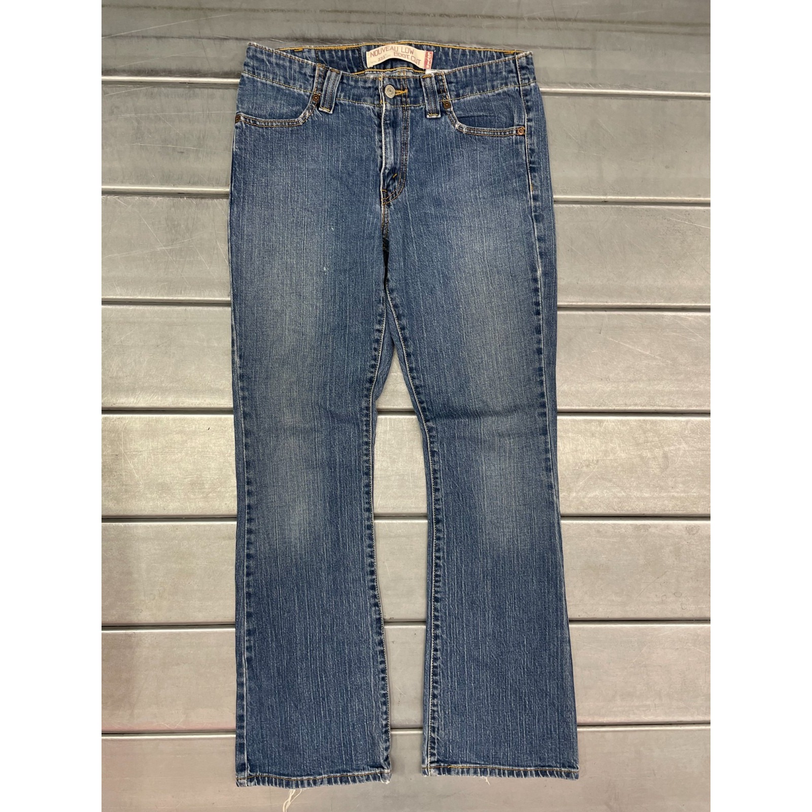 Levis 525 Nouveau Low Bootcut Jeans Womens 8m 30x32 Blue Medium Wash Denim